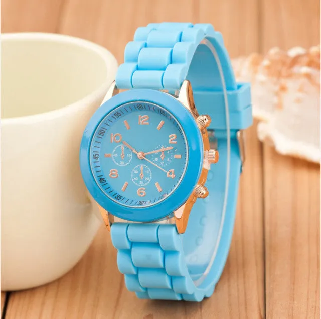 Casual Ladies white Silicone Geneva Quartz watch  Sport Digital