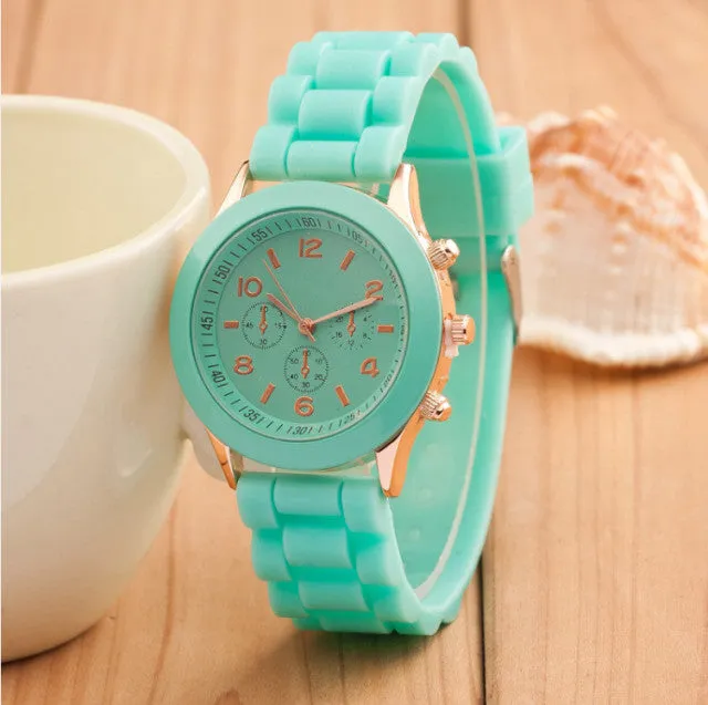 Casual Ladies white Silicone Geneva Quartz watch  Sport Digital