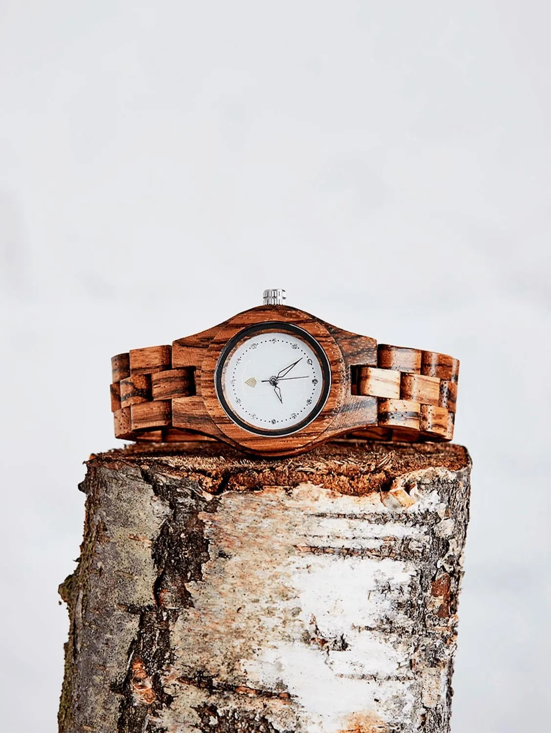 The Pine Women's Vegan Wooden Watch| Brown